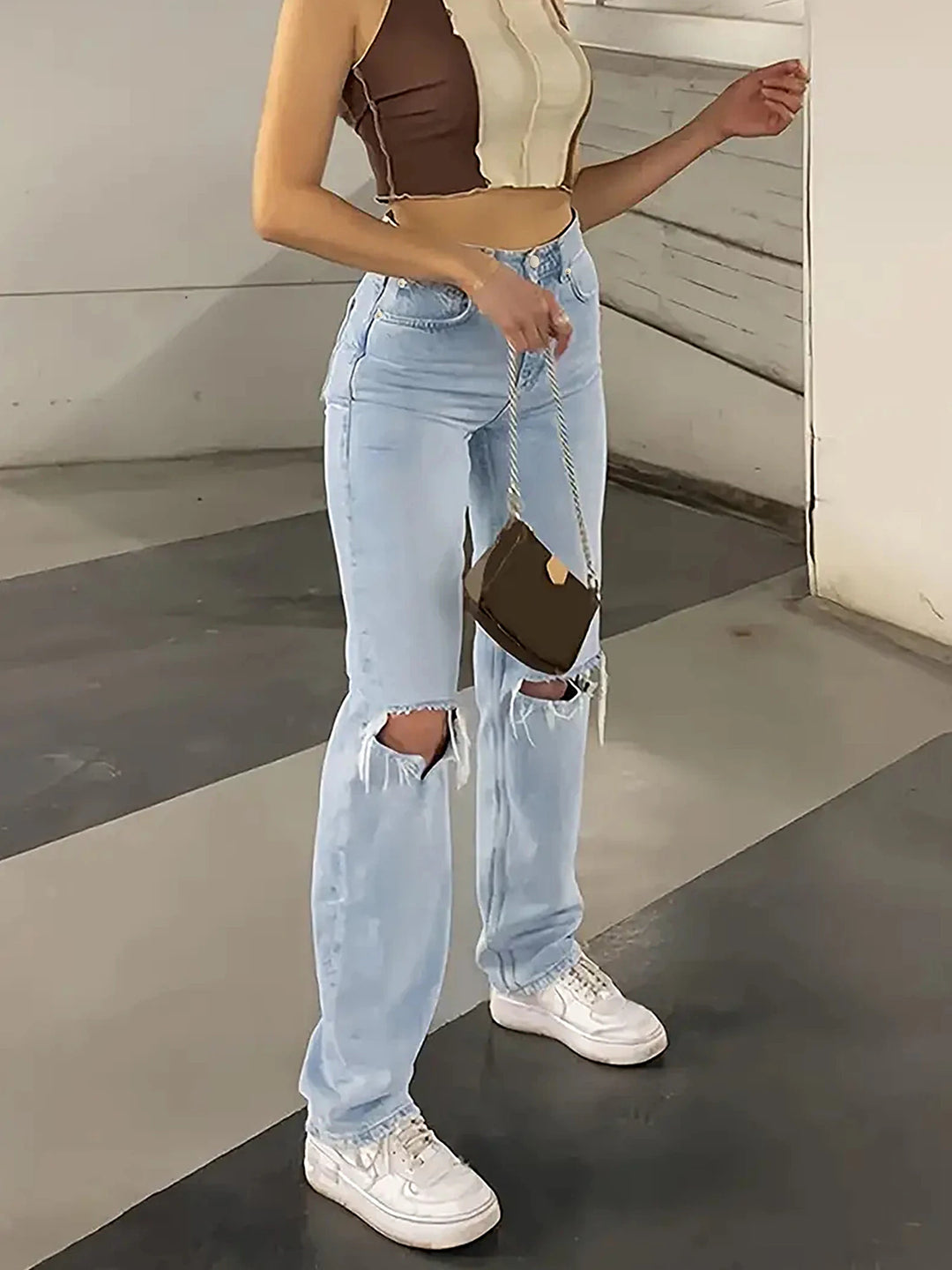 Women's new knee-piercing jeans, loose, comfortable and casual