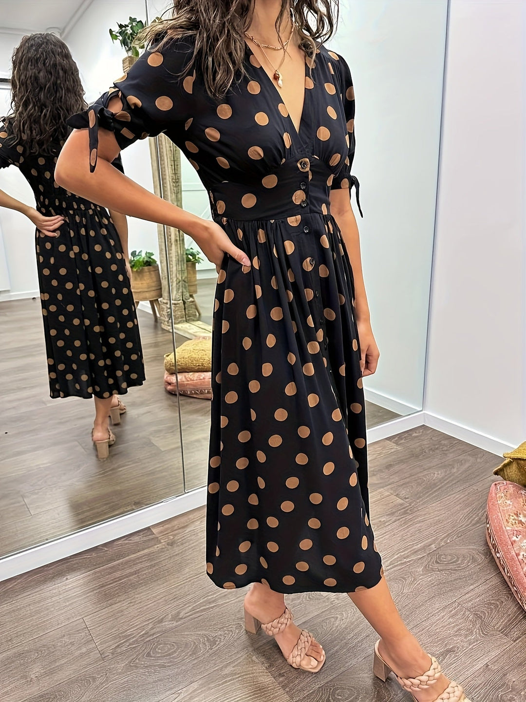Mila | Polka Dot V-Neck Dress